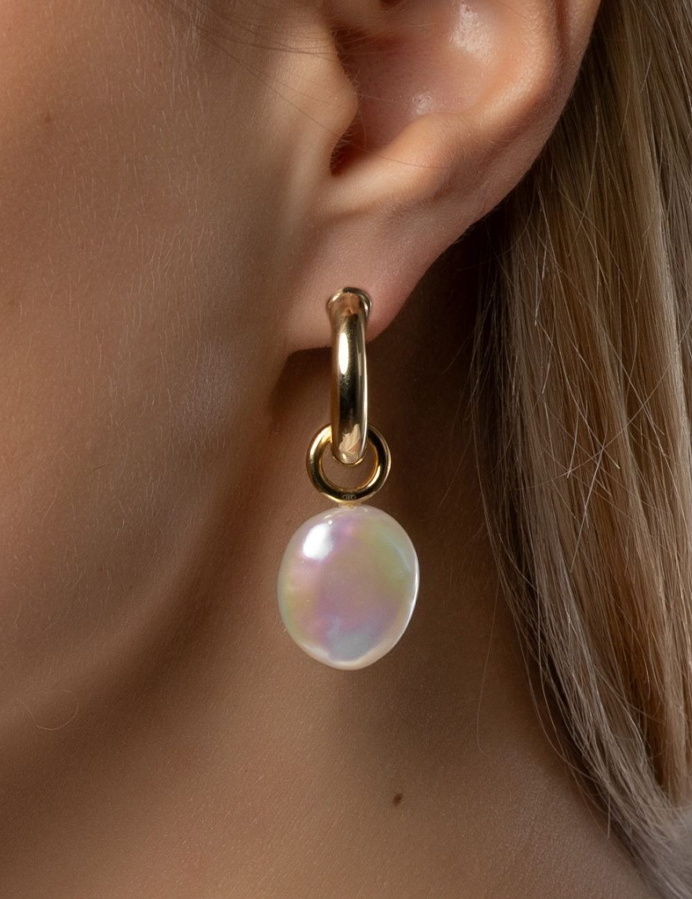 Jewerly Store - 18k Yellow Gold Hoops with Baroque Pearl Drop Earrings - Lisa Colpo | Italian Jewelry Boutique