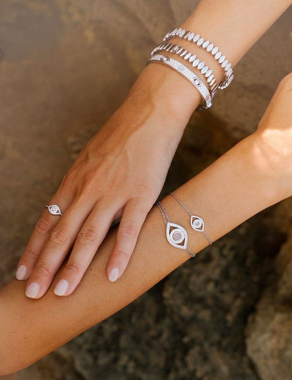 Jewerly Store -18k Rose Gold Mini Eye Bracelet in White Diamonds (single chain) - Netali Nissim | Italian Jewelry Boutique