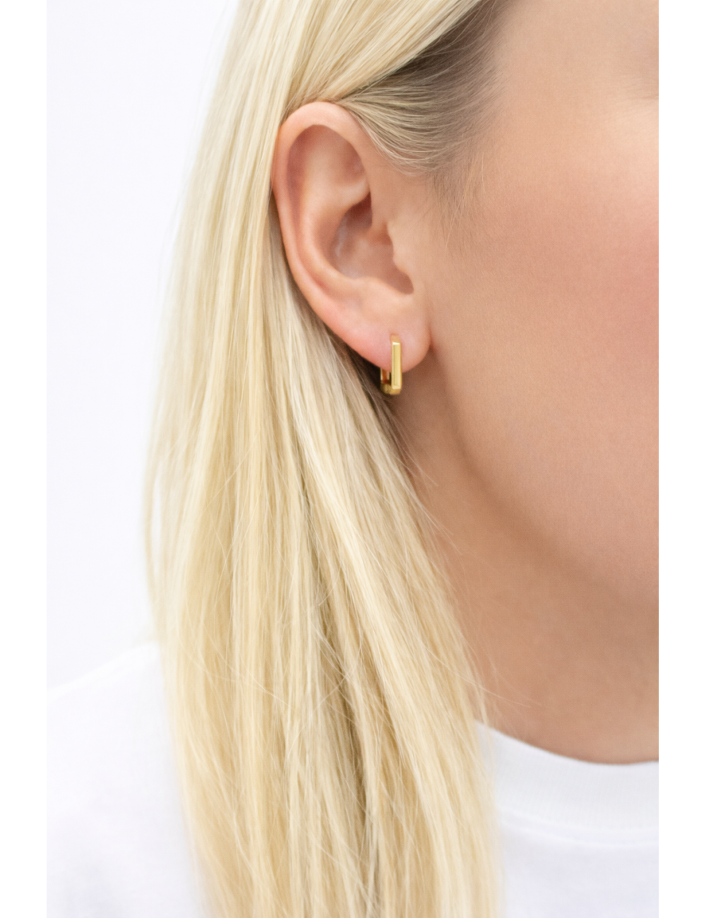 Jewerly Store - Small Square Huggies in gold 18kt - Lisa Colpo | Italian Jewelry Boutique