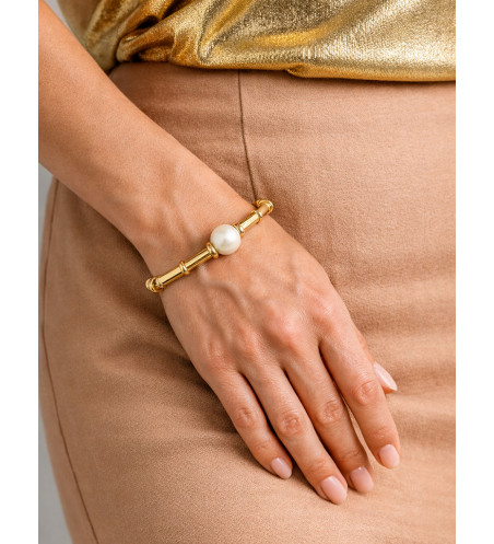 Chanel Pearl Flexible Bangle
