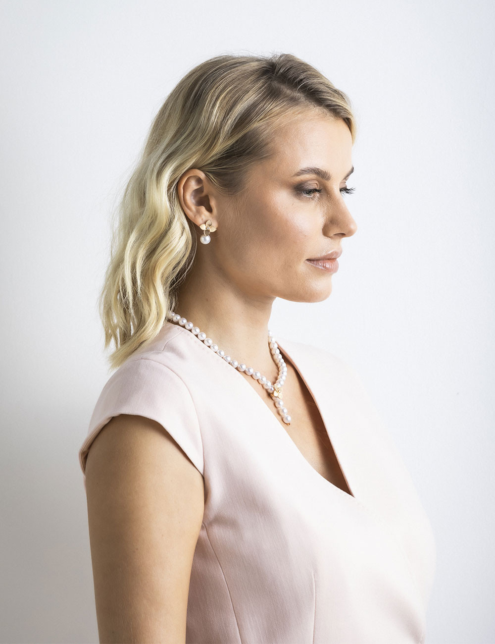 Jewerly Store - 18k Gold Flower and Pearl Earrings with Diamonds - Lisa Colpo | Italian Jewelry Boutique